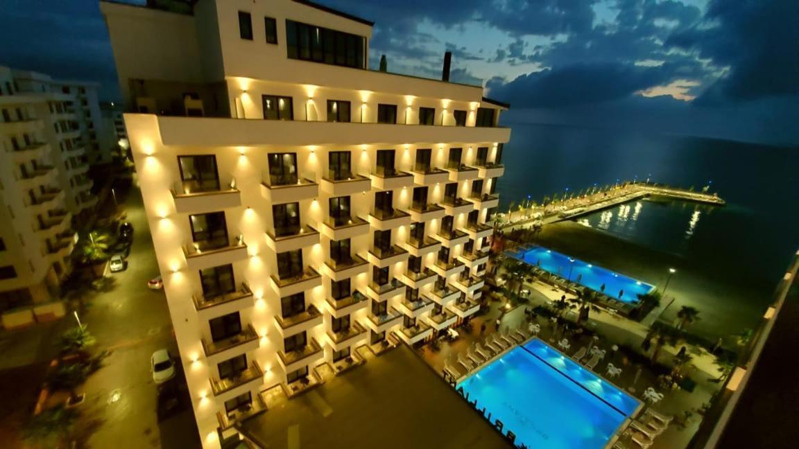 Brilliant Hotel & Spa โกเลม ภายนอก รูปภาพ