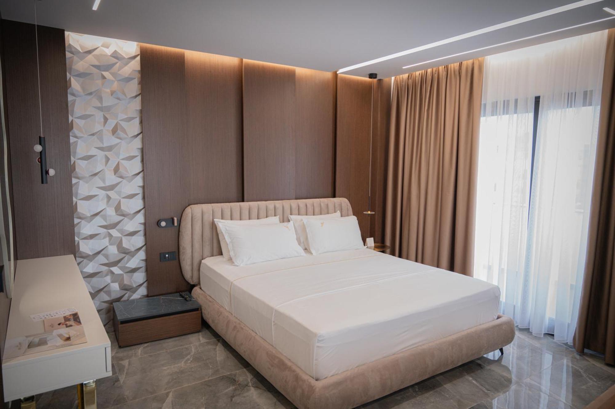 Brilliant Hotel & Spa โกเลม ภายนอก รูปภาพ
